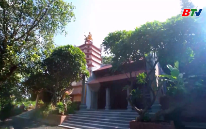 K&yacute; sự: Về miền di sản - Tập 3: Những ng&ocirc;i ch&ugrave;a cổ