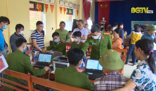 "L&agrave;m hết việc, kh&ocirc;ng hết giờ"