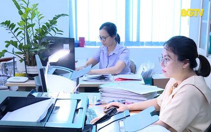 L&agrave;m việc xuy&ecirc;n nghỉ lễ - Kh&ocirc;ng để tồn đọng hồ sơ 