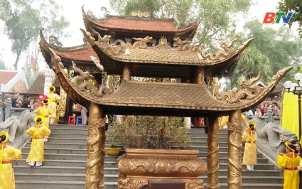 Lan tỏa gi&aacute; trị di sản từ lễ hội xu&acirc;n đền B&agrave; Ch&uacute;a Kho