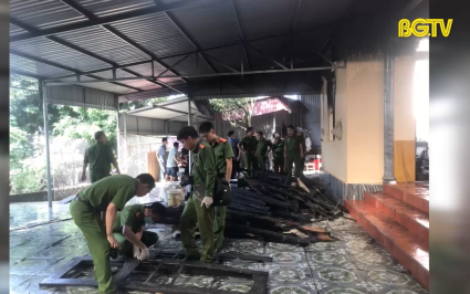 Lạng Giang: Ch&aacute;y nh&agrave; d&acirc;n khiến hai vợ chồng tử vong