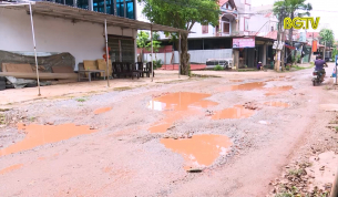Lạng Giang: Đường xuống cấp nghi&ecirc;m trọng tiềm ẩn nguy cơ tai nạn giao th&ocirc;ng