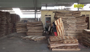 Lạng Giang: Nhiều xưởng &eacute;p gỗ bỏ ngỏ BVMT