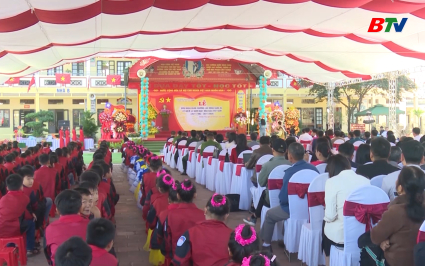 L&atilde;nh đạo HĐND tỉnh dự lễ kỷ niệm ng&agrave;y Nh&agrave; gi&aacute;o Việt Nam tại trường tiểu học Ngọc Sơn