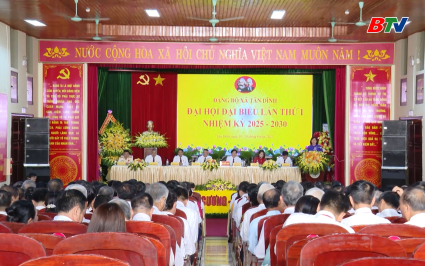 L&atilde;nh đạo tỉnh dự Đại hội Đại biểu Đảng bộ lần thứ Nhất nhiệm kỳ 2025 - 2030 tại c&aacute;c x&atilde;, phường