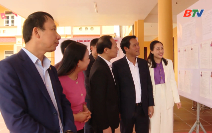 L&atilde;nh đạo tỉnh kiểm tra c&ocirc;ng t&aacute;c chuẩn bị bầu cử tại x&atilde; Sơn Động v&agrave; Y&ecirc;n Định 
