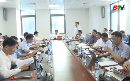 L&atilde;nh đạo tỉnh l&agrave;m việc với Sở T&agrave;i ch&iacute;nh