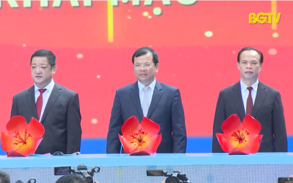 Lễ hội du lịch bi&ecirc;n giới Trung &ndash; Việt 