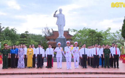 Đảng bộ Khối doanh nghiệp tỉnh tham dự Lễ Thượng cờ tr&ecirc;n đảo C&ocirc; T&ocirc; 