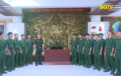 Lữ đo&agrave;n 203 ph&aacute;t huy truyền thống anh h&ugrave;ng 