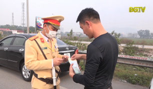 Lực lượng CSGT giữ vai tr&ograve; n&ograve;ng cốt đảm bảo ATGT