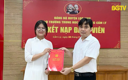 Lục Nam: Tạo nguồn kết nạp Đảng vi&ecirc;n mới, tăng sức mạnh cho Đảng 