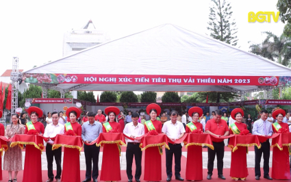 Tạo thuận lợi ti&ecirc;u thụ Vải thiều