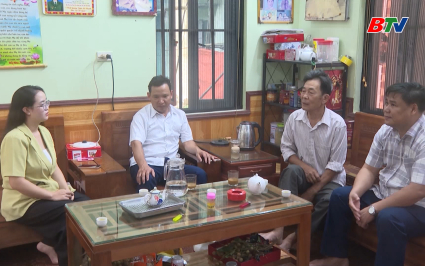 M&aacute;i ấm nghĩa t&igrave;nh &ndash; tri &acirc;n người c&oacute; c&ocirc;ng 