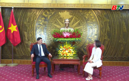 Mang theo quyết t&acirc;m ch&iacute;nh trị v&agrave; kh&aacute;t vọng ph&aacute;t triển của Đảng bộ, ch&iacute;nh quyền Nh&acirc;n d&acirc;n tỉnh Bắc Ninh 
