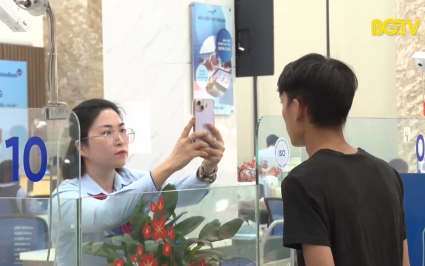 Mở thẻ ng&acirc;n h&agrave;ng bắt buộc phải x&aacute;c thực sinh trắc học