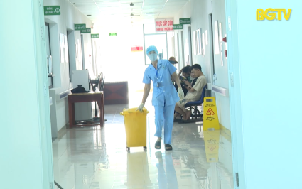 M&ocirc;i trường quanh ta: Xử l&yacute; r&aacute;c thải y tế