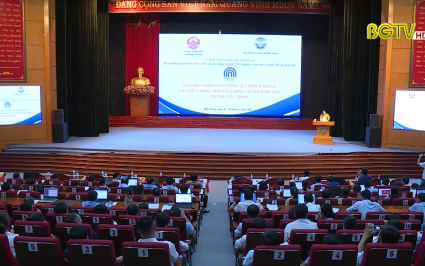N&acirc;ng cao nhận thức, kỹ năng về chuyển đổi số 