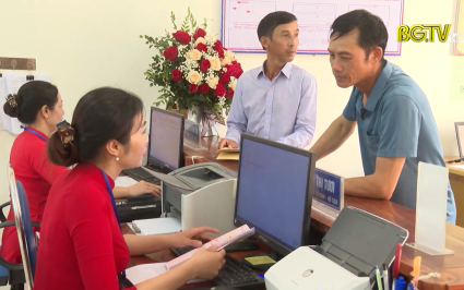N&acirc;ng hạng chỉ số th&agrave;nh phần người đứng đầu v&agrave; đội ngũ c&aacute;n bộ c&ocirc;ng chức 