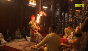 N&eacute;t độc đ&aacute;o trong H&aacute;t văn hầu đồng