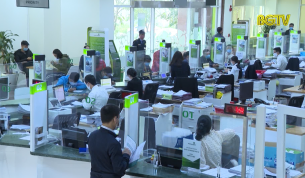 Ng&acirc;n h&agrave;ng đồng h&agrave;nh c&ugrave;ng doanh nghiệp ảnh hưởng do Covid-19
