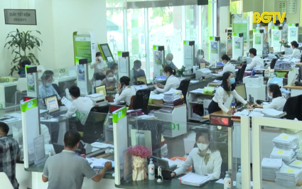 Ng&acirc;n h&agrave;ng kiểm so&aacute;t chặt chẽ nguồn vốn, tập trung cho ph&aacute;t triển sản xuất kinh doanh