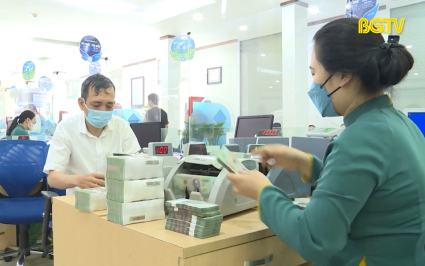 Ng&acirc;n h&agrave;ng mở rộng vốn vay hỗ trợ ph&aacute;t triển kinh tế 