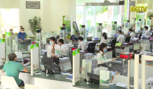 Ng&acirc;n h&agrave;ng siết chặt ph&ograve;ng chống dịch Covid- 19, đẩy mạnh thanh to&aacute;n điện tử