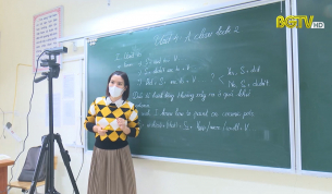 Ng&agrave;y đầu Việt Y&ecirc;n chuyển sang dạy v&agrave; học trực tuyến