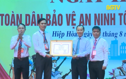 Ng&agrave;y hội to&agrave;n d&acirc;n bảo vệ an ninh Tổ quốc tại Hiệp H&ograve;a 