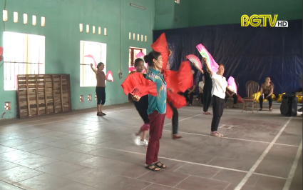 Người cao tuổi y&ecirc;u văn nghệ