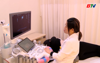 Người d&acirc;n hưởng lợi nhờ ứng dụng AI trong kh&aacute;m chữa bệnh 