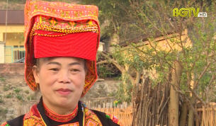 Người d&acirc;n huyện v&ugrave;ng cao Sơn Động hướng về Đại hội XIII của Đảng