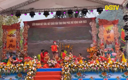 Người giữ lửa Chầu Văn