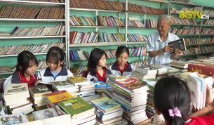 Người lưu truyền văn h&oacute;a đọc s&aacute;ch