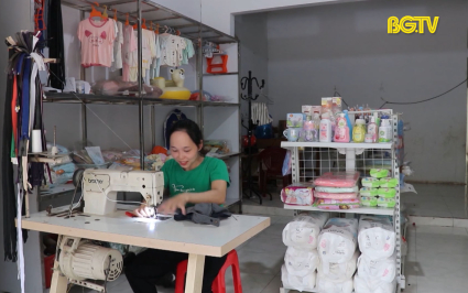 Người ngh&egrave;o gửi tiết kiệm - Tạo sinh kế  