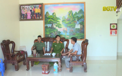 Người uy t&iacute;n giữ g&igrave;n an ninh trật tự tại cơ sở
