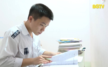 Nguy&ecirc;̃n Mạnh Thắng &ndash; Thủ khoa kh&ocirc;́i A00 toàn qu&ocirc;́c