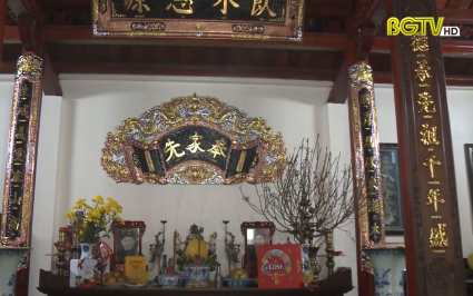 Nh&agrave; cổ truyền thống