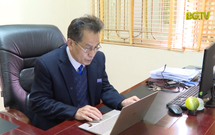 Nh&agrave; gi&aacute;o với niềm đam m&ecirc; nghi&ecirc;n cứu khoa học