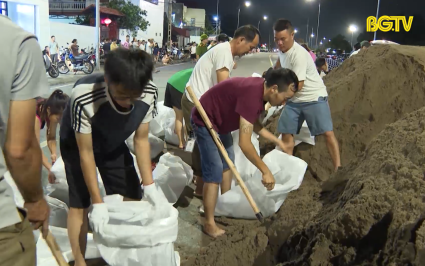 Nh&acirc;n d&acirc;n quyết t&acirc;m, đồng l&ograve;ng bảo vệ an to&agrave;n trạm bơm Cống B&uacute;n