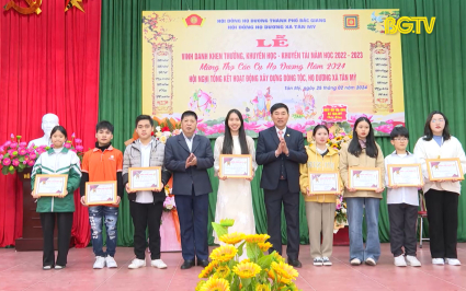 Nh&acirc;n rộng phong tr&agrave;o học tập suốt đời trong gia đ&igrave;nh, d&ograve;ng họ