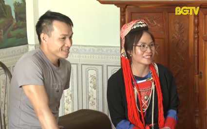 Nhiều giải ph&aacute;p hỗ trợ phụ nữ đồng b&agrave;o d&acirc;n tộc thiểu số ph&aacute;t triển kinh tế  