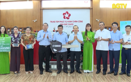 Nhiều giải thưởng khuyến kh&iacute;ch người d&acirc;n thanh to&aacute;n dịch vụ c&ocirc;ng