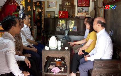 Nhiều hoạt động chăm lo đối tượng ch&iacute;nh s&aacute;ch, người c&oacute; c&ocirc;ng 