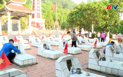 Nhiều hoạt động tri &acirc;n người c&oacute; c&ocirc;ng, đối tượng ch&iacute;nh s&aacute;ch 