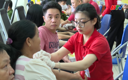 Ng&agrave;y hội Hiến m&aacute;u tỉnh nguyện năm 2025