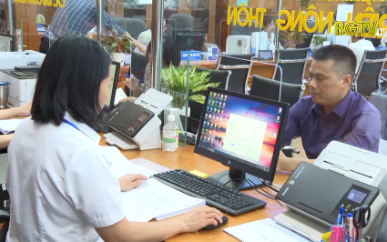 Nhiều TTHC ph&aacute;t sinh hồ sơ trực tuyến đạt 100%