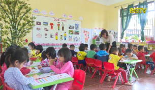 Nhọc nhằn nghề c&ocirc; nu&ocirc;i dạy trẻ