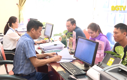 Những l&aacute; đơn tự nguyện nghỉ hưu trước tuổi 